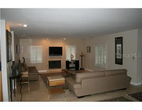 300 Brightwaters Boulevard NE St Petersburg FL 33704