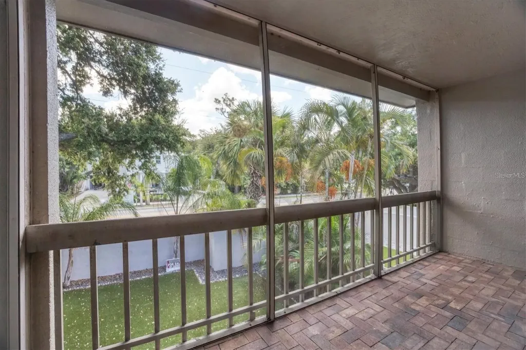 3350 S Osprey Avenue Sarasota FL 34239