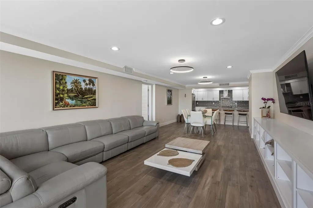 1430 Gulf Boulevard Clearwater Beach FL 33767