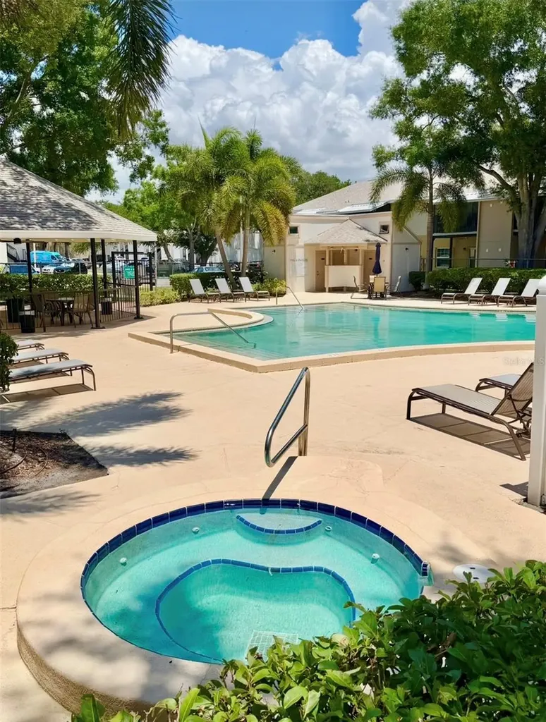 3815 N Oak Drive Tampa FL 33611