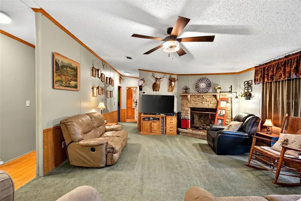 9190 NE 144th Terrace Silver Springs FL 34488