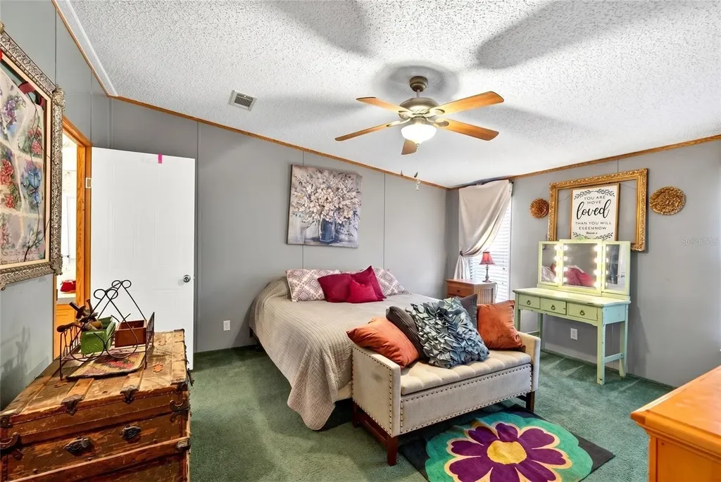 9190 NE 144th Terrace Silver Springs FL 34488