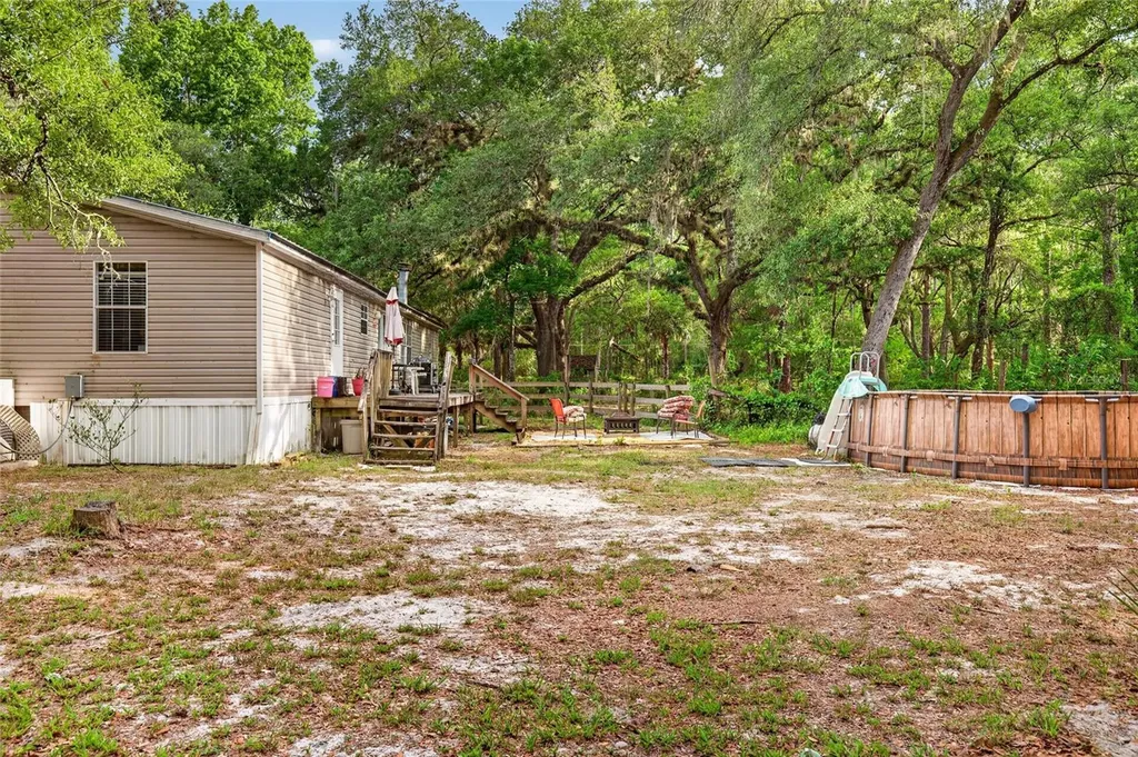 9190 NE 144th Terrace Silver Springs FL 34488