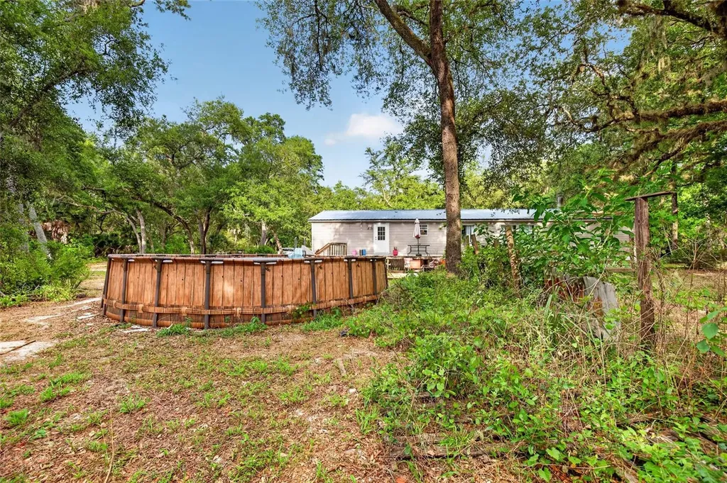 9190 NE 144th Terrace Silver Springs FL 34488