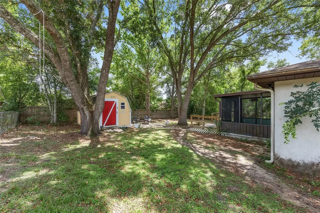 10 Silver Drive Ocala FL 34472