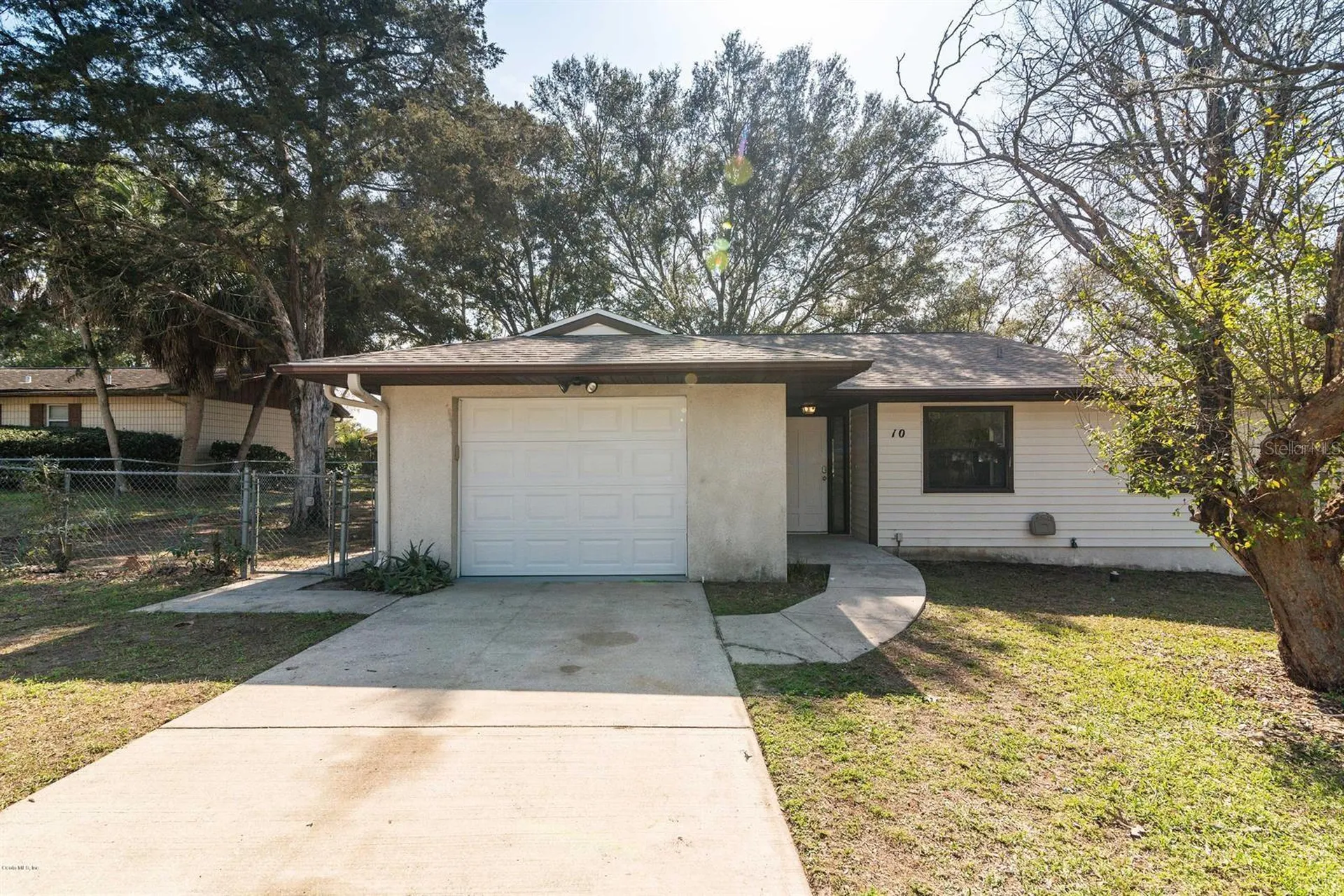 10 Silver Drive Ocala FL 34472