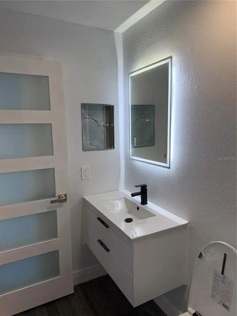 9481 Highland Oak Drive Tampa FL 33647