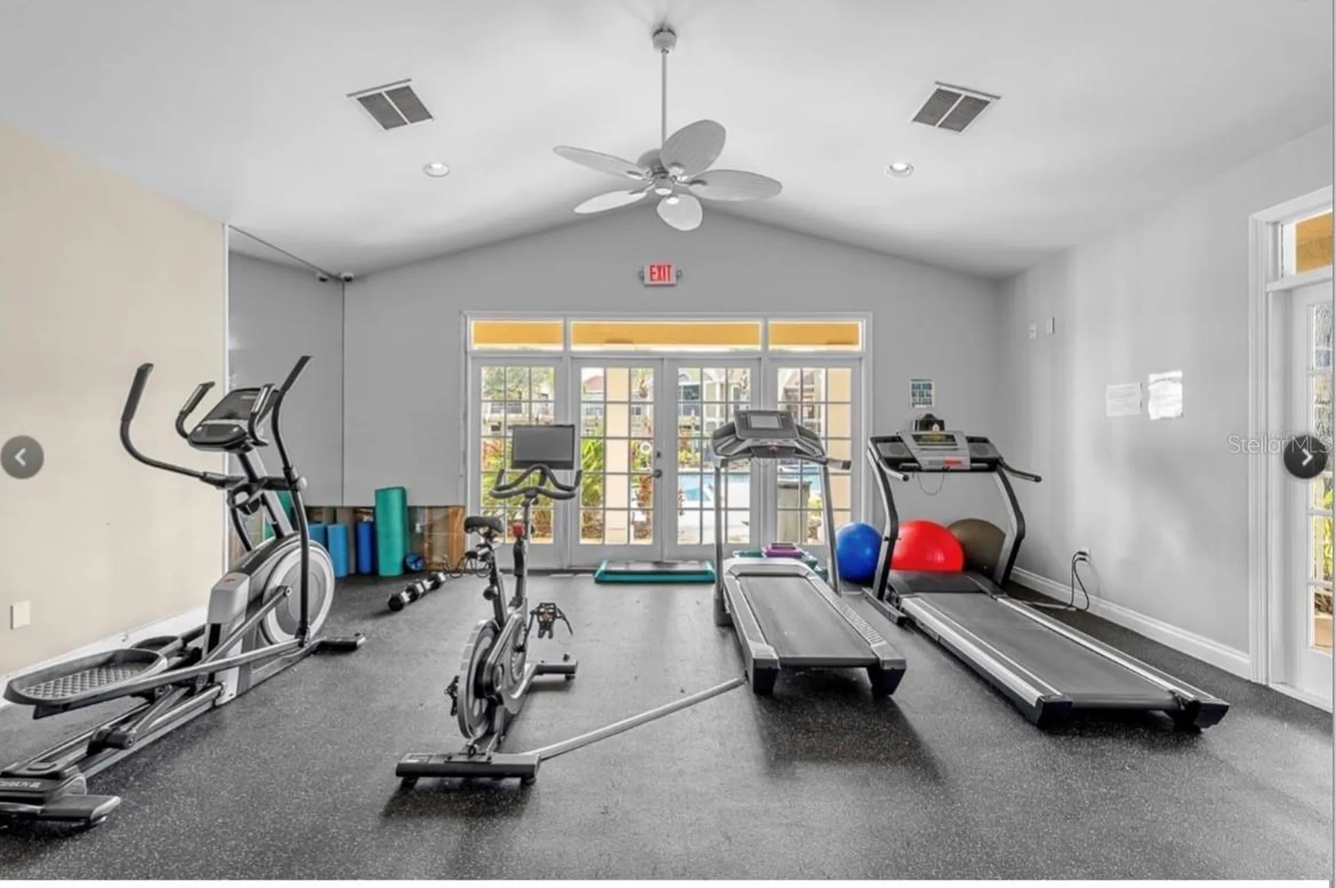 9481 Highland Oak Drive Tampa FL 33647