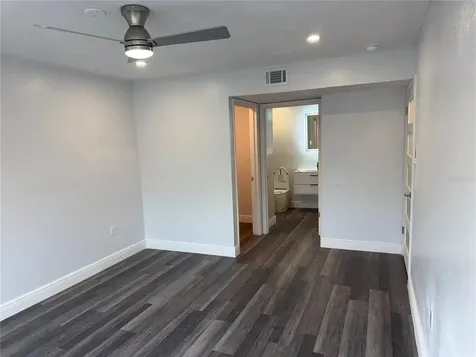 9481 Highland Oak Drive Tampa FL 33647