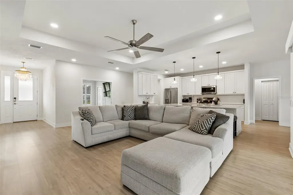 428 SW 144th Drive Newberry FL 32669