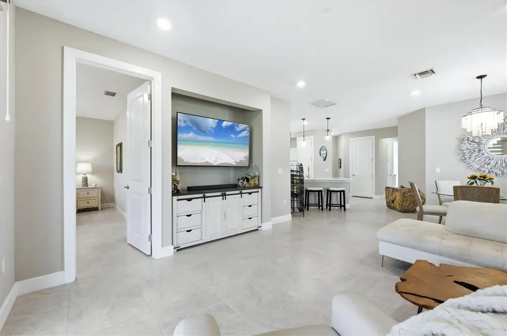 25029 Pearl Lake Circle Englewood FL 34223