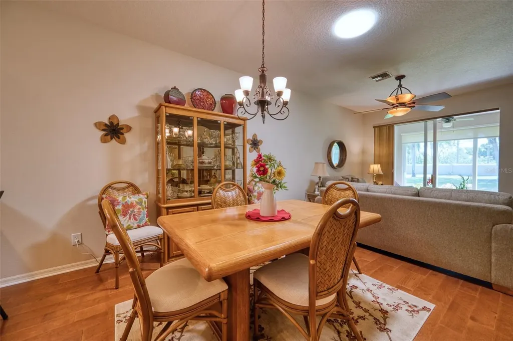 8223 Simpson Falls Court Sarasota FL 34243