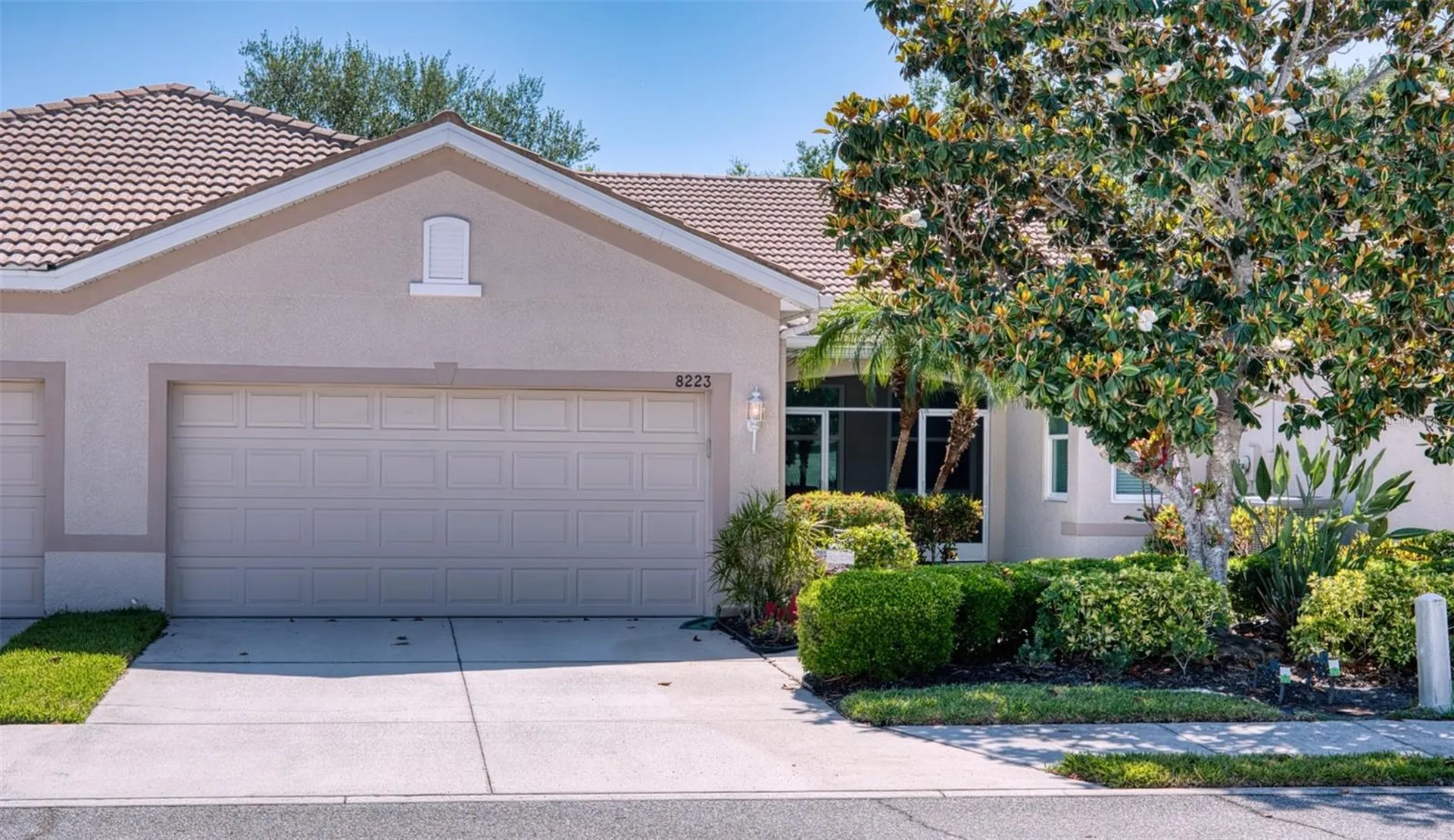 8223 Simpson Falls Court Sarasota FL 34243