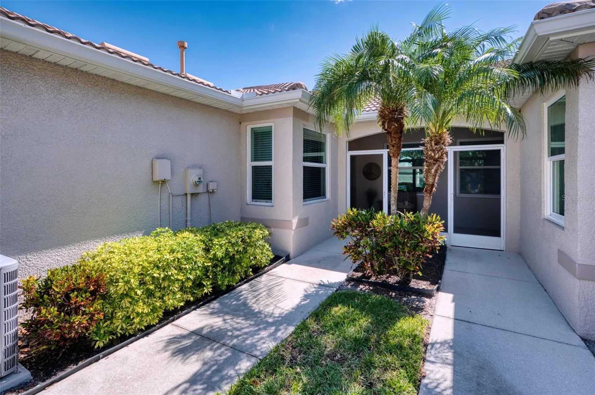 8223 Simpson Falls Court Sarasota FL 34243
