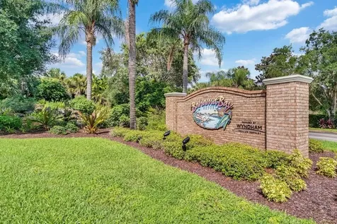 304 New Providence Davenport FL 33897