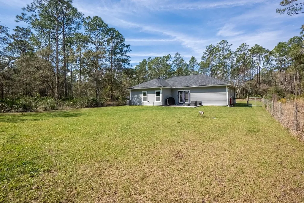 10410 Zigler Avenue Hastings FL 32145