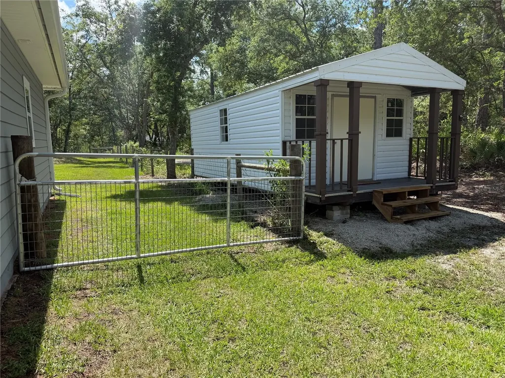 10410 Zigler Avenue Hastings FL 32145