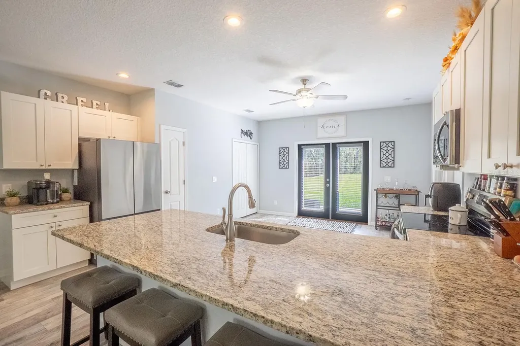 10410 Zigler Avenue Hastings FL 32145