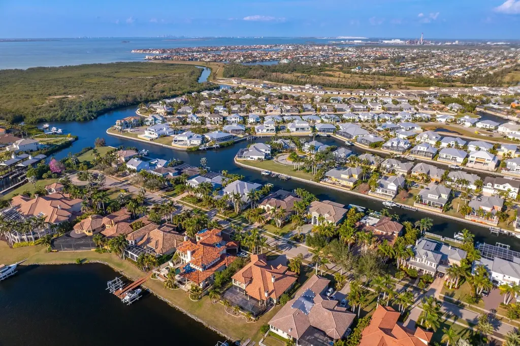 625 Balibay Road Apollo Beach FL 33572