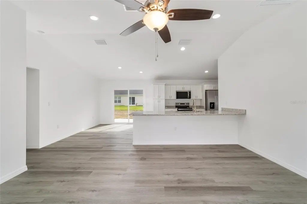 13078 NE 7th Loop Silver Springs FL 34488