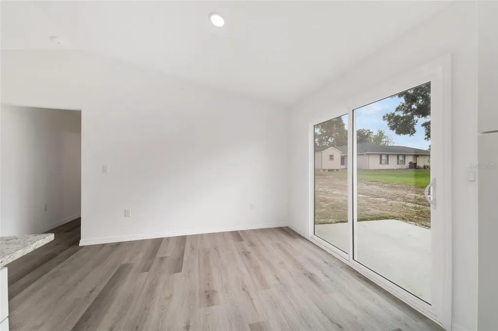 13078 NE 7th Loop Silver Springs FL 34488
