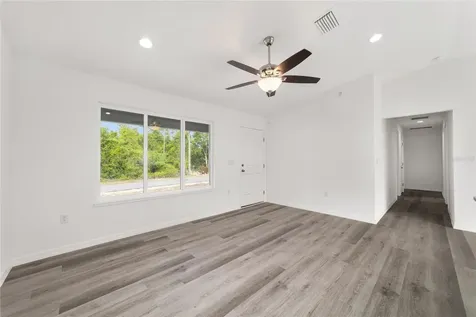 13078 NE 7th Loop Silver Springs FL 34488