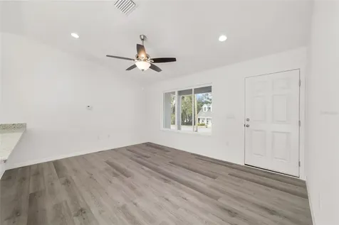 13078 NE 7th Loop Silver Springs FL 34488