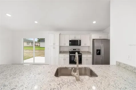 13078 NE 7th Loop Silver Springs FL 34488