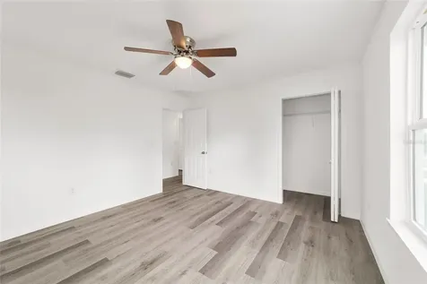 13078 NE 7th Loop Silver Springs FL 34488