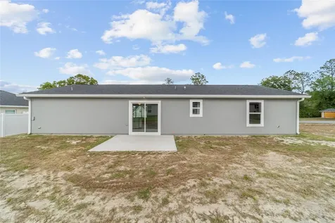 13078 NE 7th Loop Silver Springs FL 34488