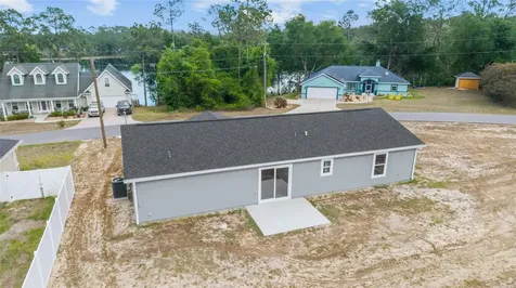 13078 NE 7th Loop Silver Springs FL 34488