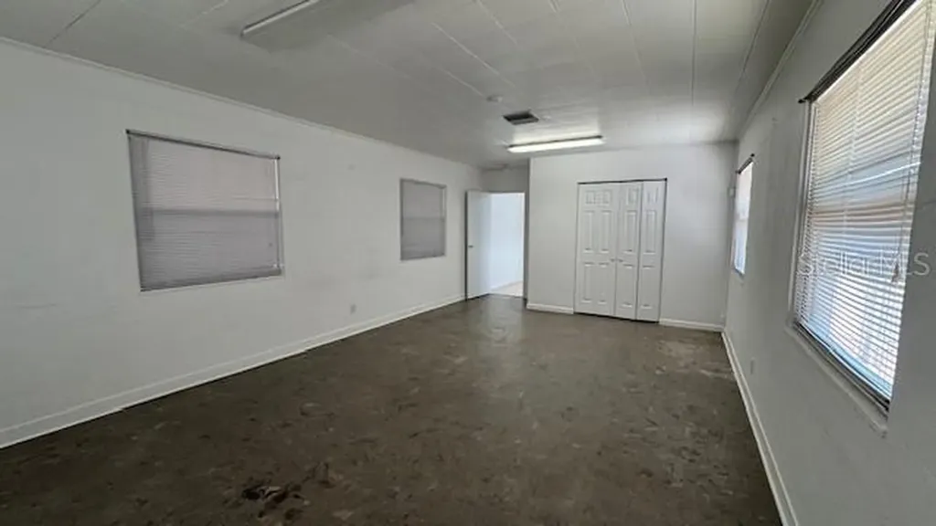 4407 N Suwanee Avenue Tampa FL 33603