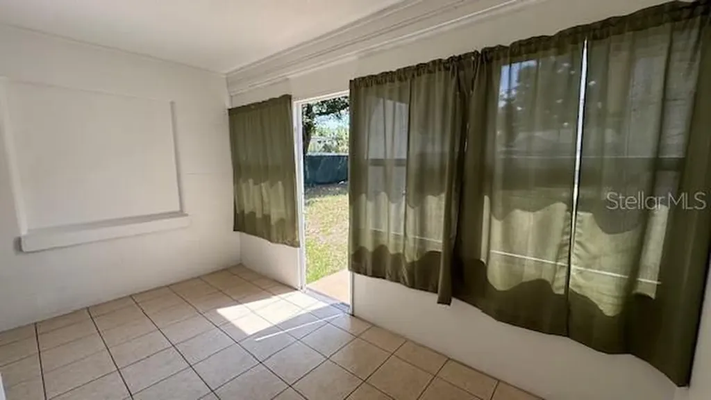 4407 N Suwanee Avenue Tampa FL 33603