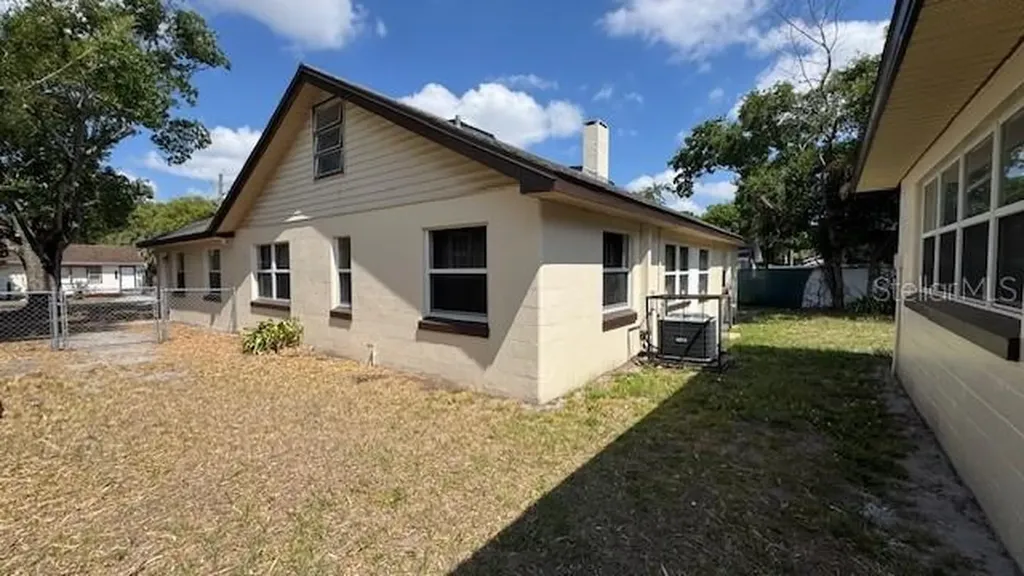 4407 N Suwanee Avenue Tampa FL 33603