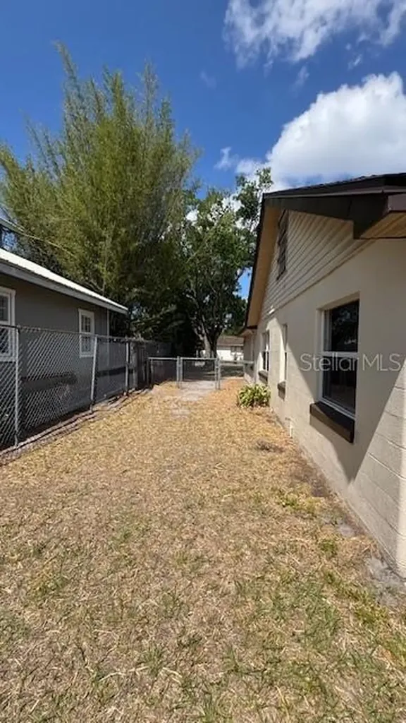 4407 N Suwanee Avenue Tampa FL 33603