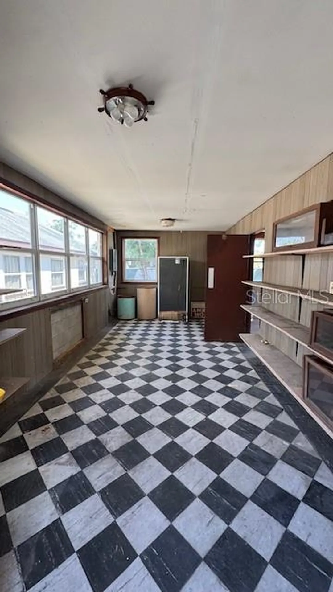 4407 N Suwanee Avenue Tampa FL 33603