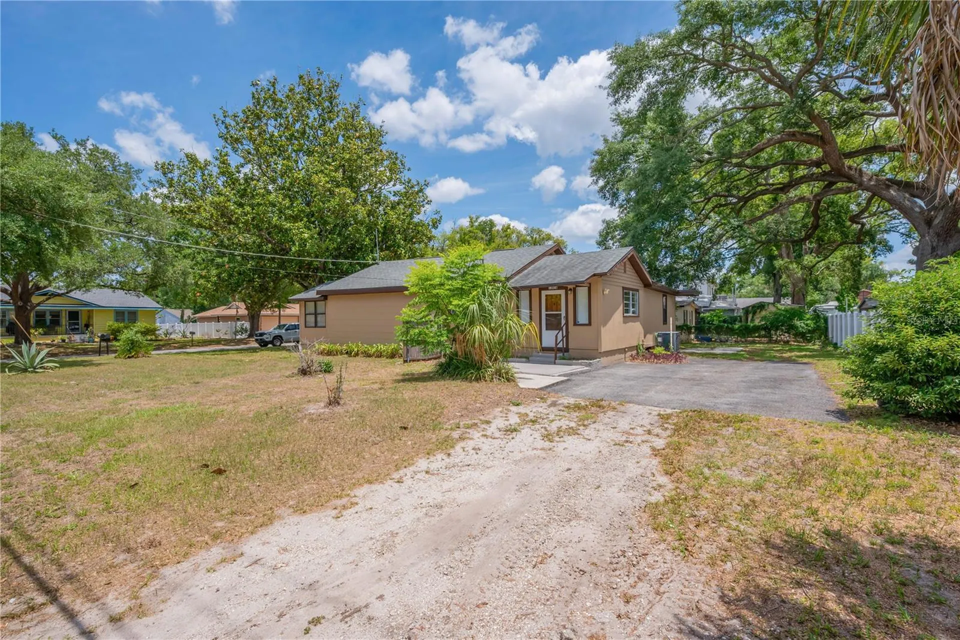 1201 E Norfolk Street Tampa FL 33604