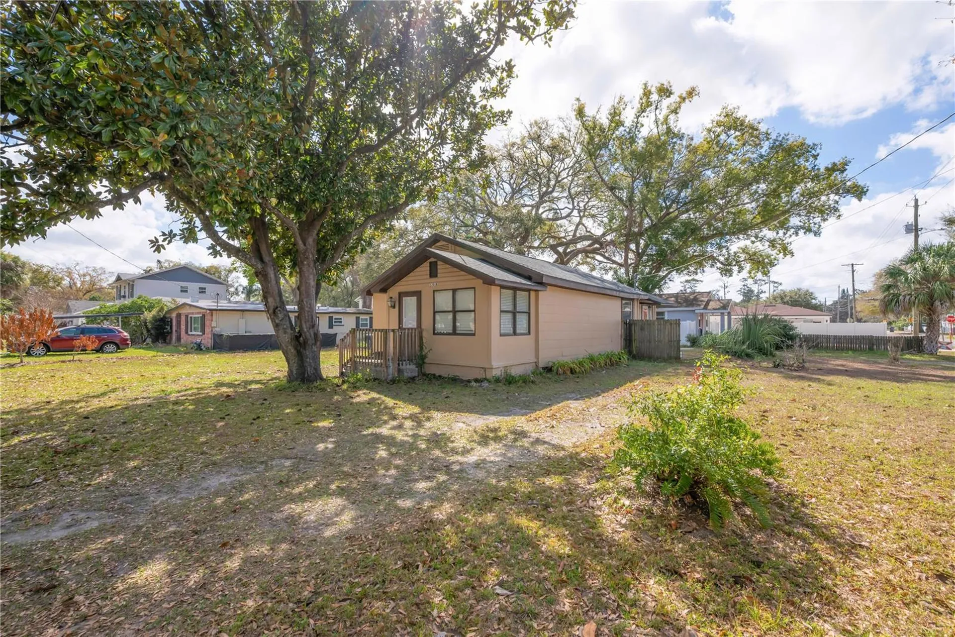 1201 E Norfolk Street Tampa FL 33604