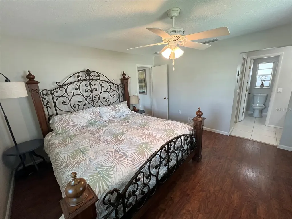 9359 Casa Grande Avenue Englewood FL 34224