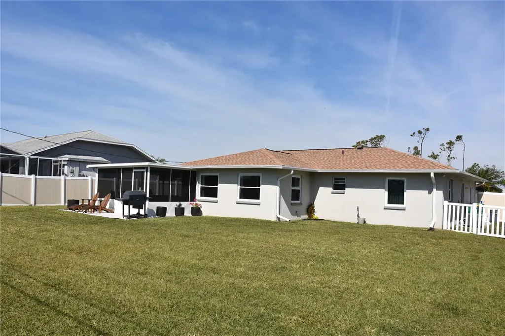 9359 Casa Grande Avenue Englewood FL 34224