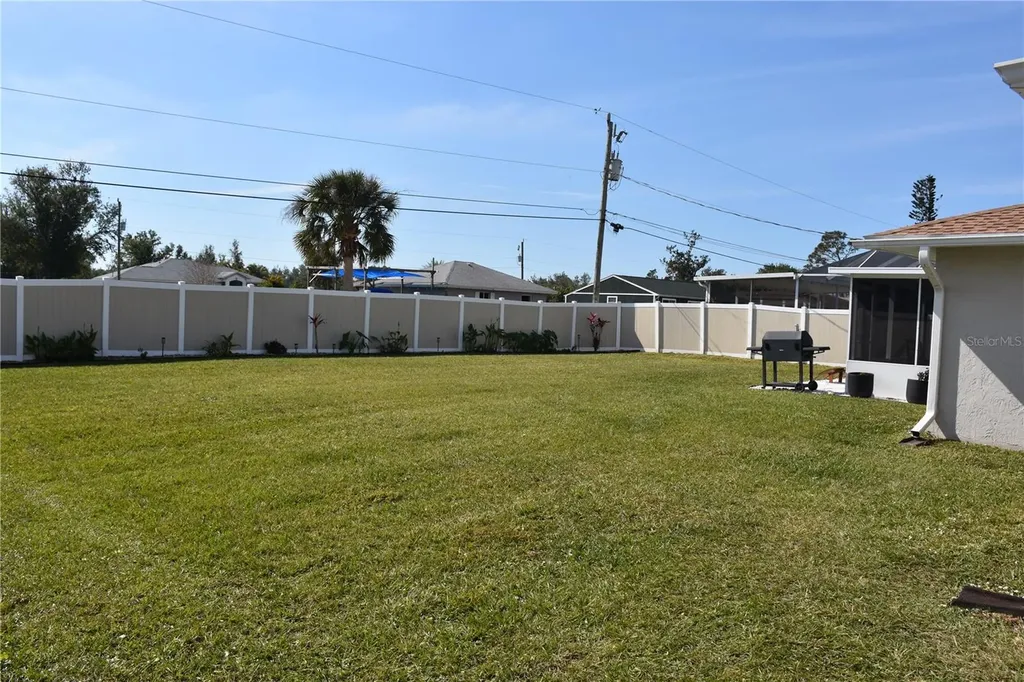 9359 Casa Grande Avenue Englewood FL 34224
