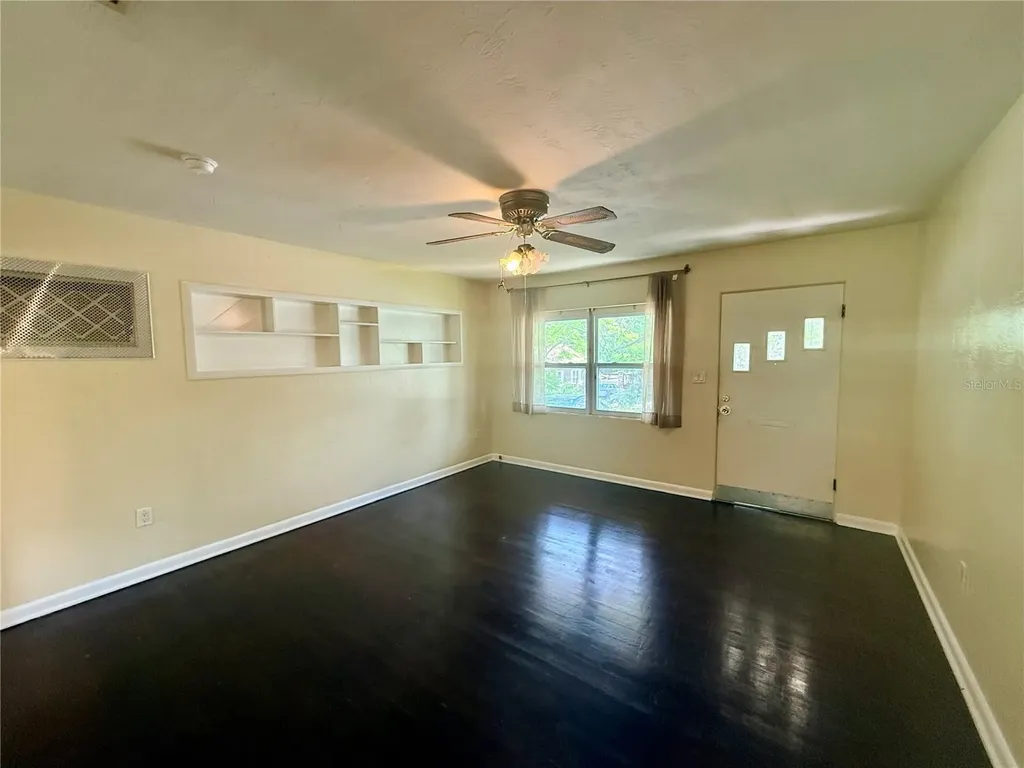 437 W Wisconsin Avenue Deland FL 32720