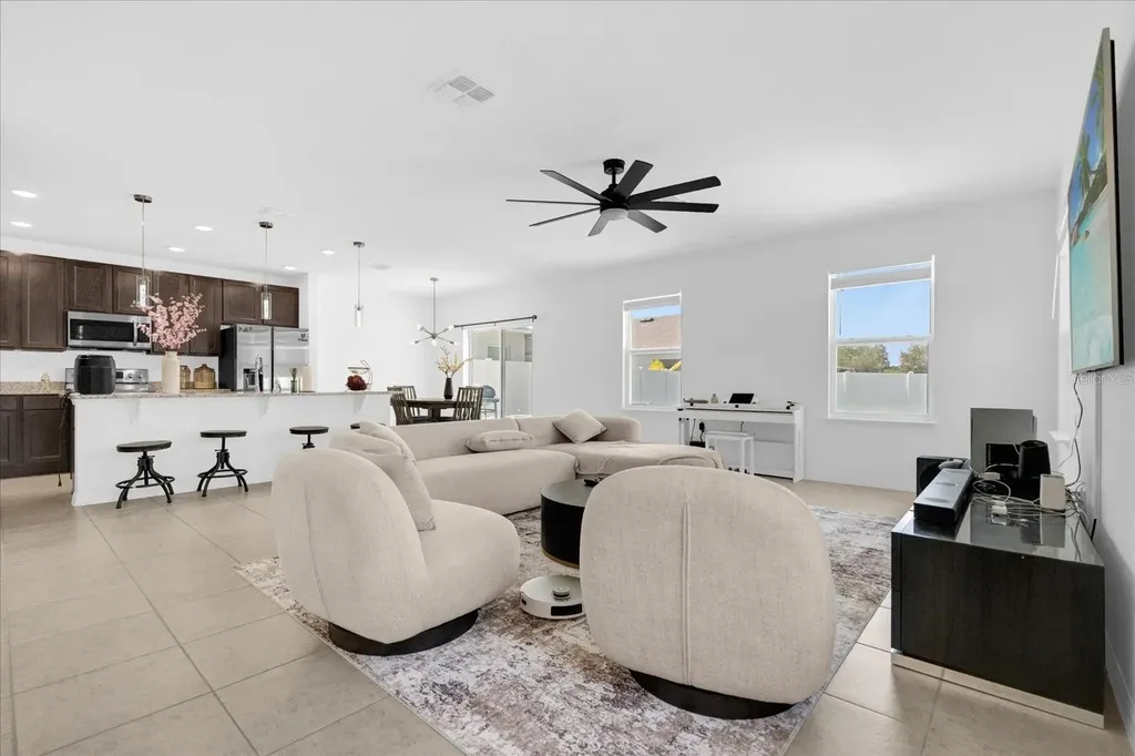 4432 Desert Rose Avenue Kissimmee FL 34746