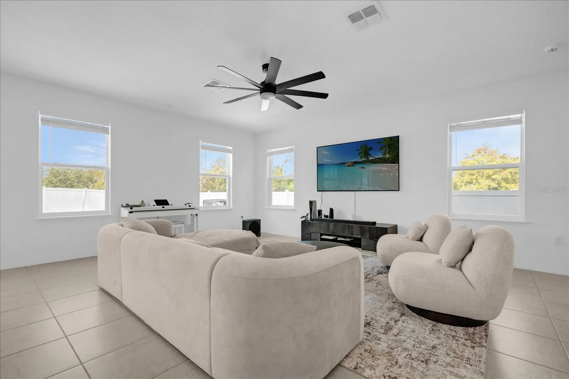 4432 Desert Rose Avenue Kissimmee FL 34746