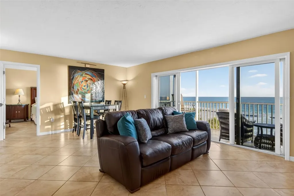 800 Benjamin Franklin Drive Sarasota FL 34236