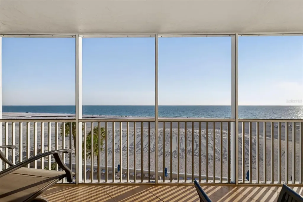 800 Benjamin Franklin Drive Sarasota FL 34236