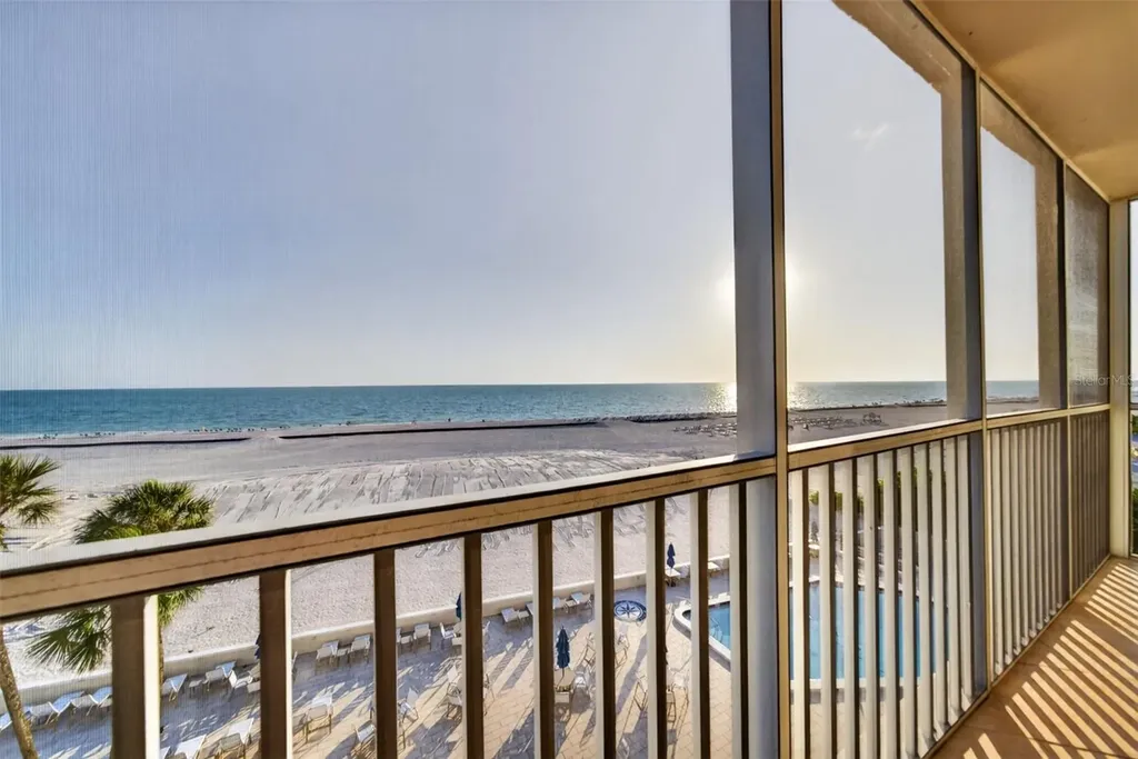 800 Benjamin Franklin Drive Sarasota FL 34236