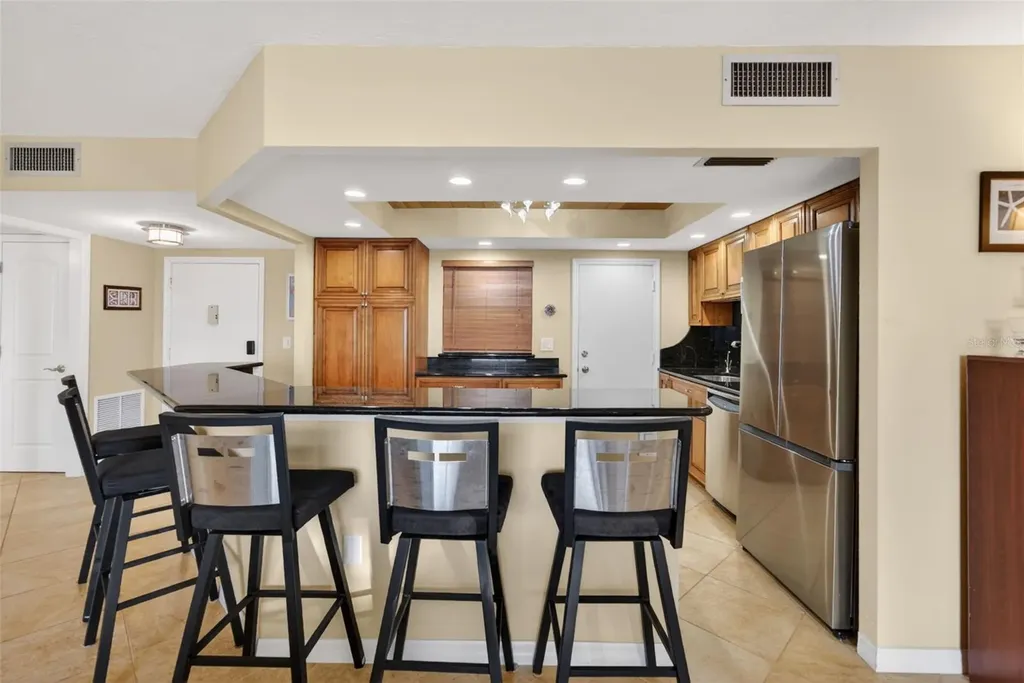 800 Benjamin Franklin Drive Sarasota FL 34236