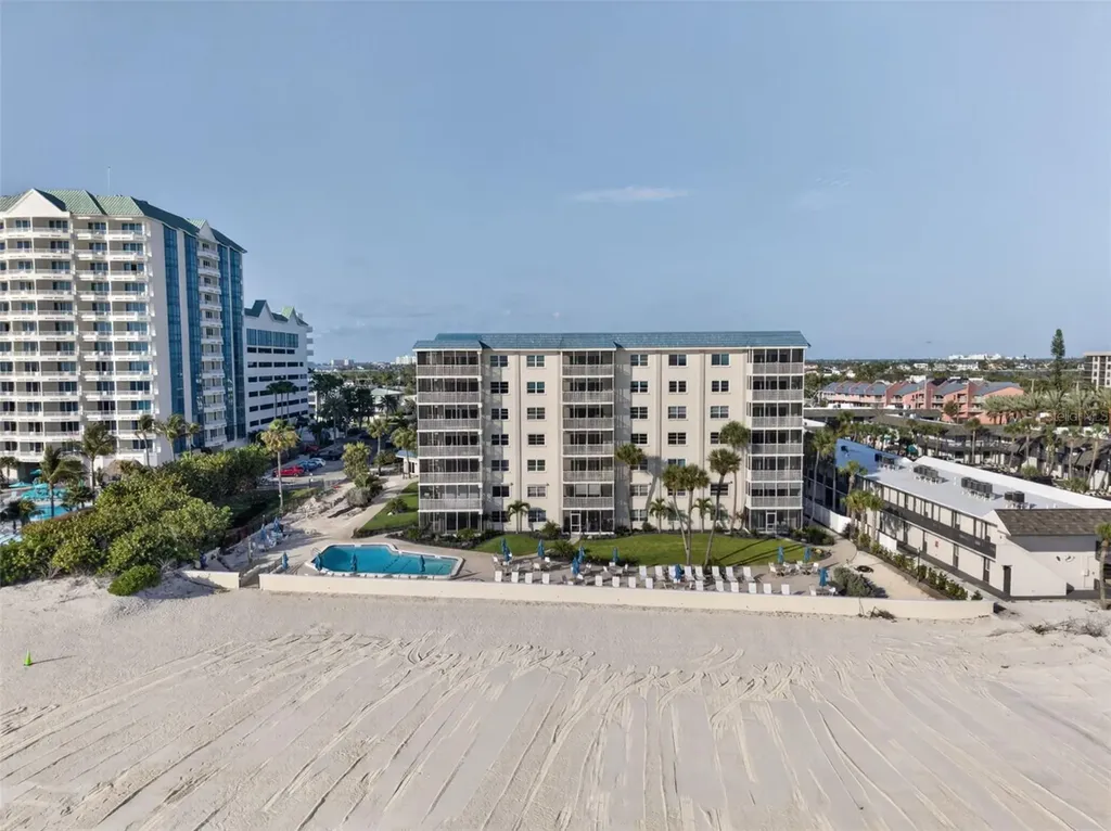 800 Benjamin Franklin Drive Sarasota FL 34236