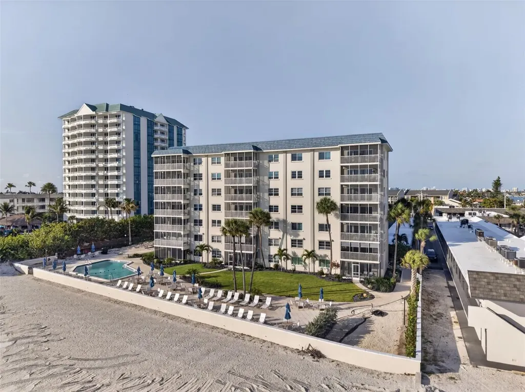 800 Benjamin Franklin Drive Sarasota FL 34236